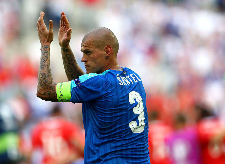  利物浦悍将范迪克重伤赛季报销  