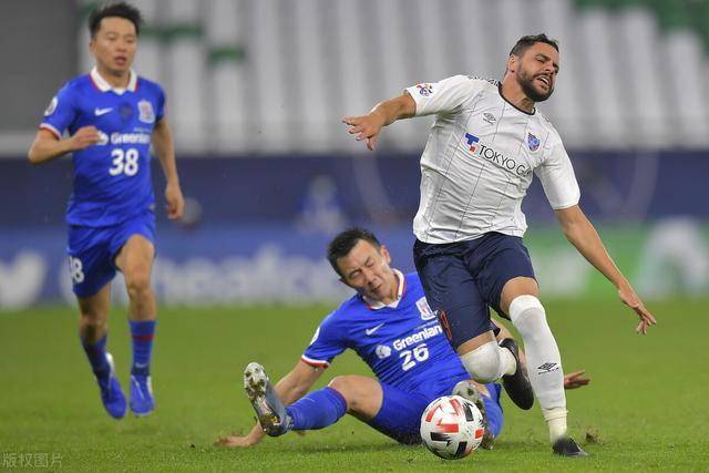  尼斯铁卫红牌下场遭对手碾压  